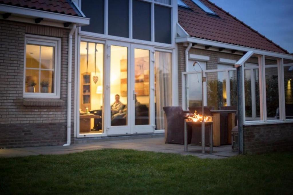 Weidevilla Xxl Hollum  Exterior photo